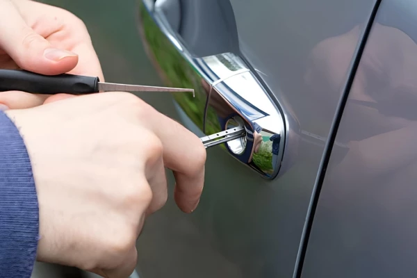 Central-Locking-key-door-unlock
