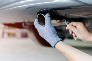 loud-exhaust-repair-tailpipe-tool-fix