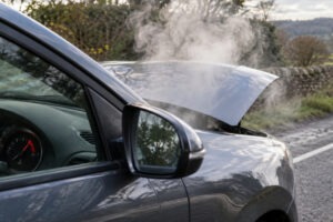 Leaking-Radiator-causing-a-car-engine-to-overheat-with-steam-coming-from-the-bonnet
